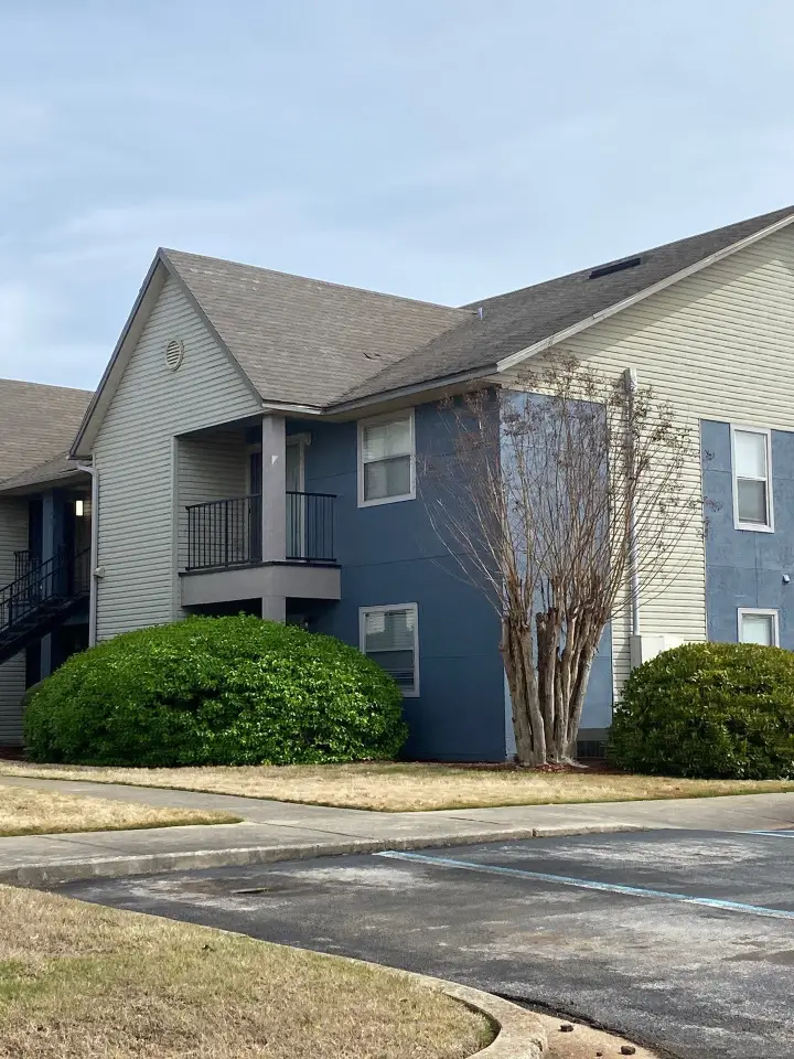 Deep cleaning apartment turnover services in Huntsville AL