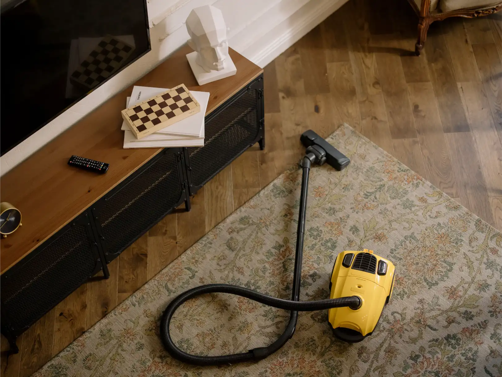 Commercial carpet vacuuming and deep cleaning in a Huntsville, AL office