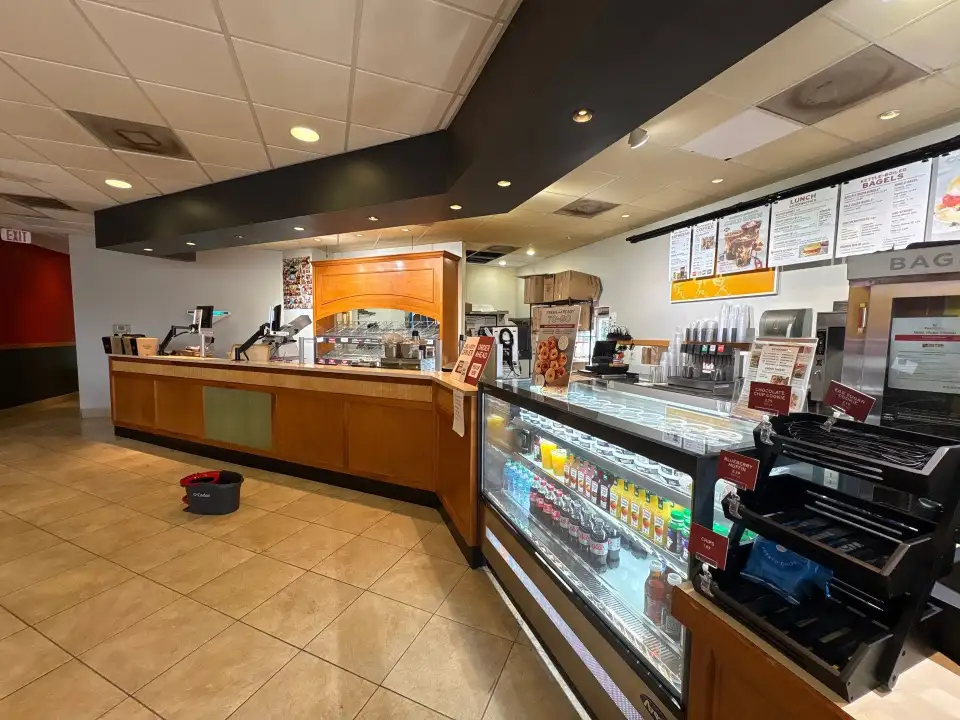 Clean restaurant counter maintained by Mid City Commercial Cleaning in Huntsville, AL