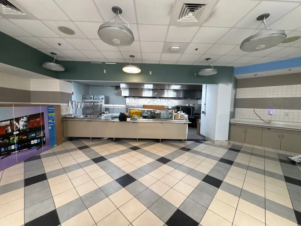 Freshly cleaned and polished restaurant floor in Huntsville, AL